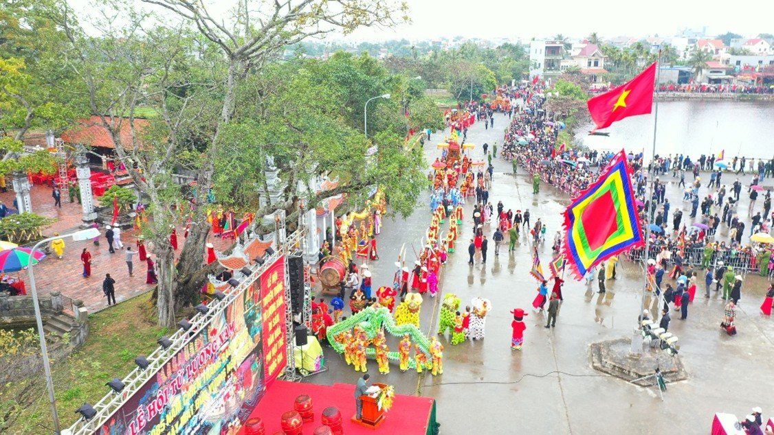 Không khí lễ hội Từ Lương Xâm - 1